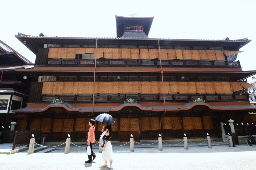 温泉本館　⑥。。。！