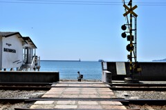 夏の浜辺を歩く　②。。。！