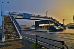 雨の歩道橋　⑤。。。！