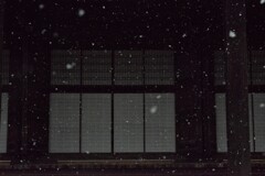 雪降る古刹　④。。。！
