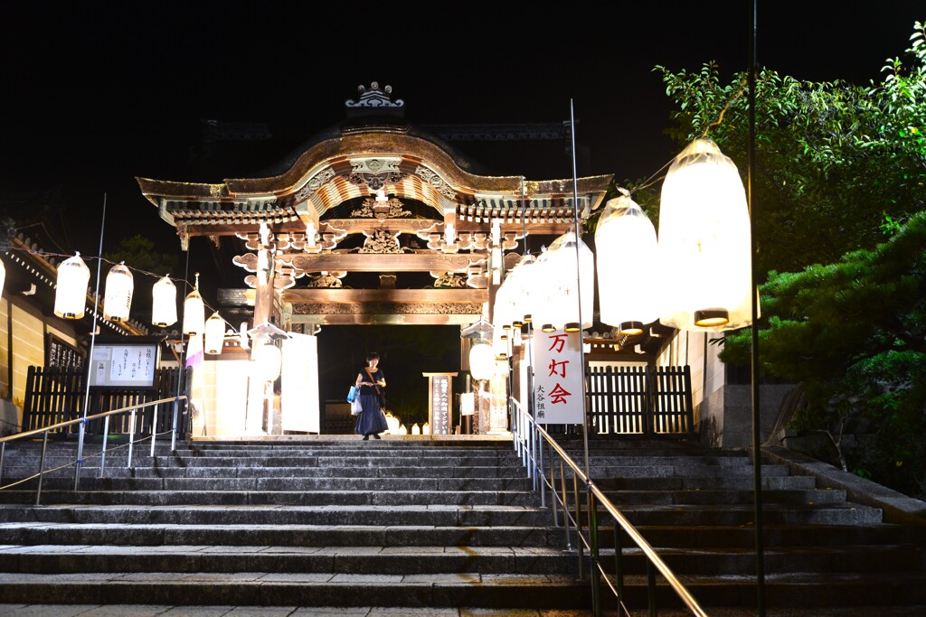 万灯の夜　①。。。！