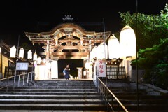 万灯の夜　①。。。！