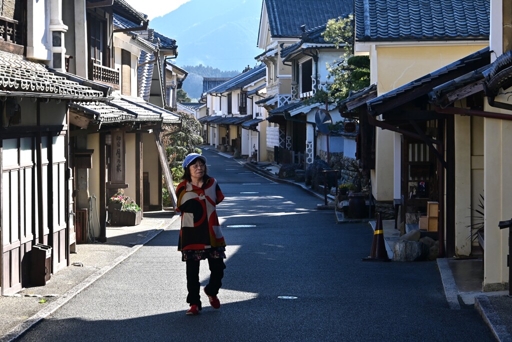 白壁通りのおばちゃん　。。。！