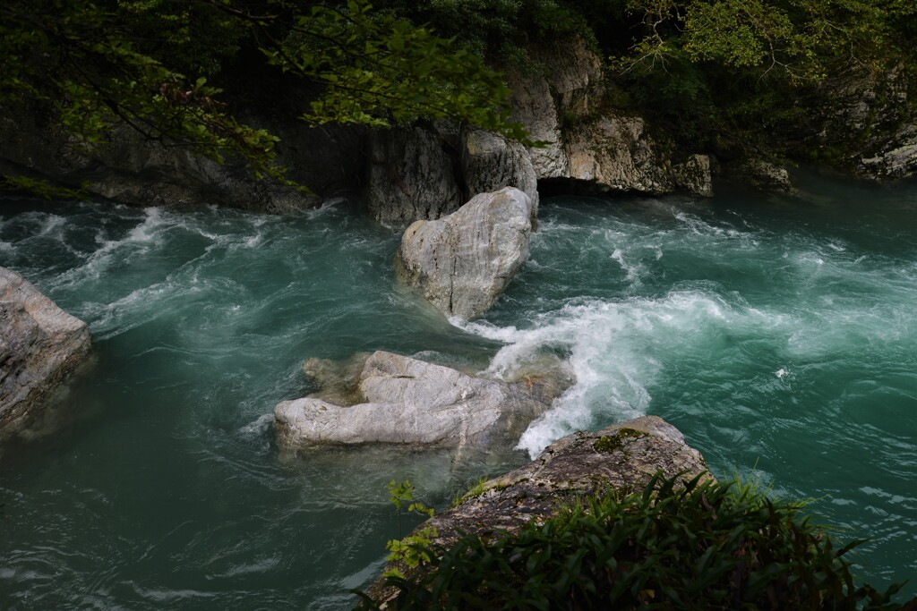 中津渓谷．．仁淀川ブルー　④。。。！