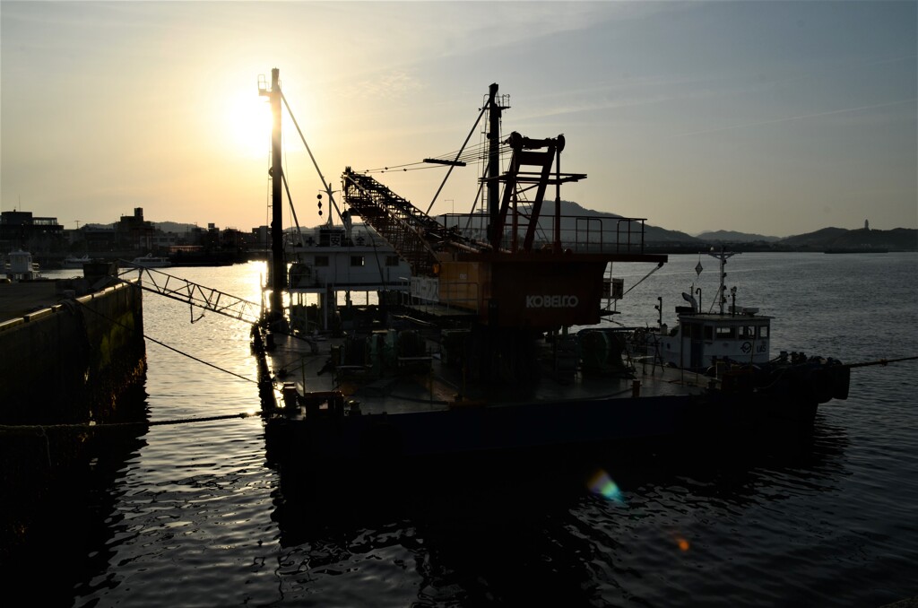 港点描　②　。。。！