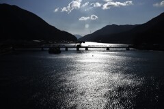凍てつく河。。。！