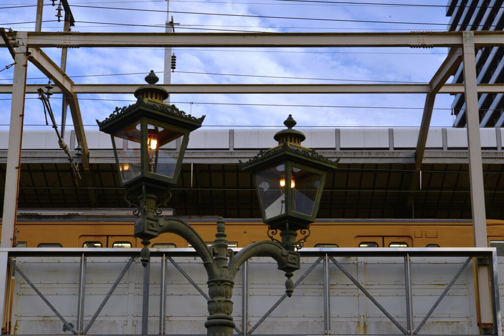 福山駅とガス燈　②。。。！