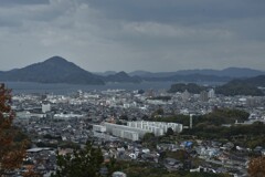 見下ろす松山　①。。。！