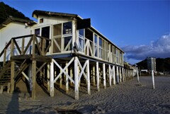 夏を待つ海の家。。。！