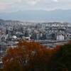 見下ろす松山　➂。。。！