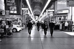 師走で賑わう街　①。。。！