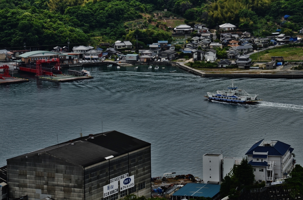 島の船着場。。。！