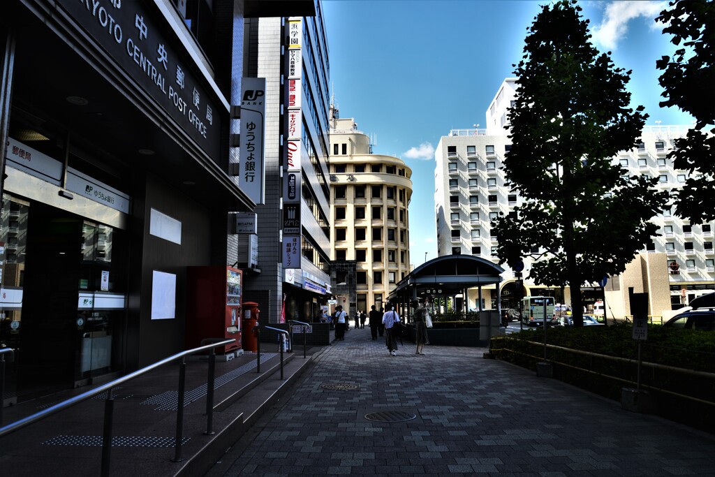 夏の京都駅前　③。。。！