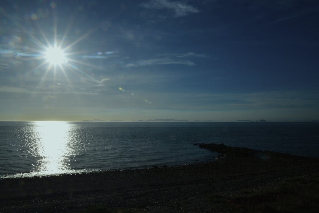 荒寥たる海辺　①。。。！