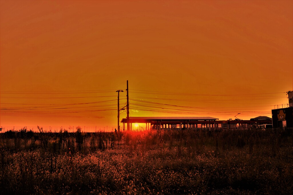 夕暮の停車場。。。！