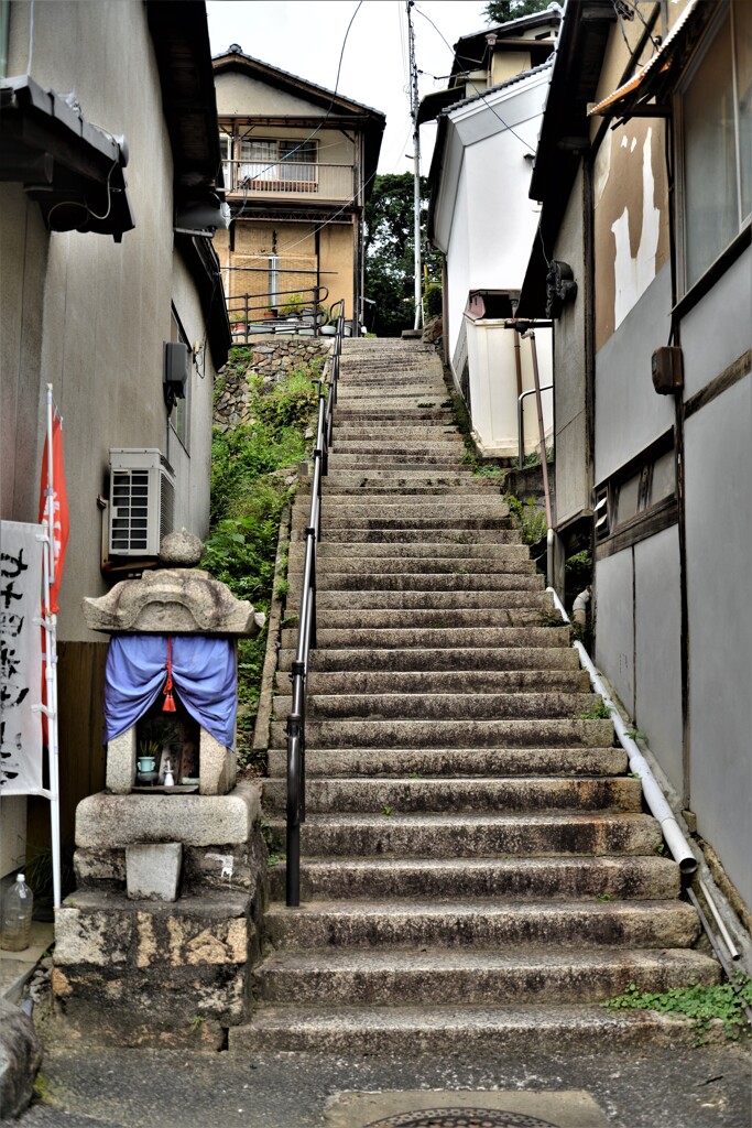 路地裏　②。。。！