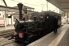 温泉駅の坊っちゃん列車　➂。。。！