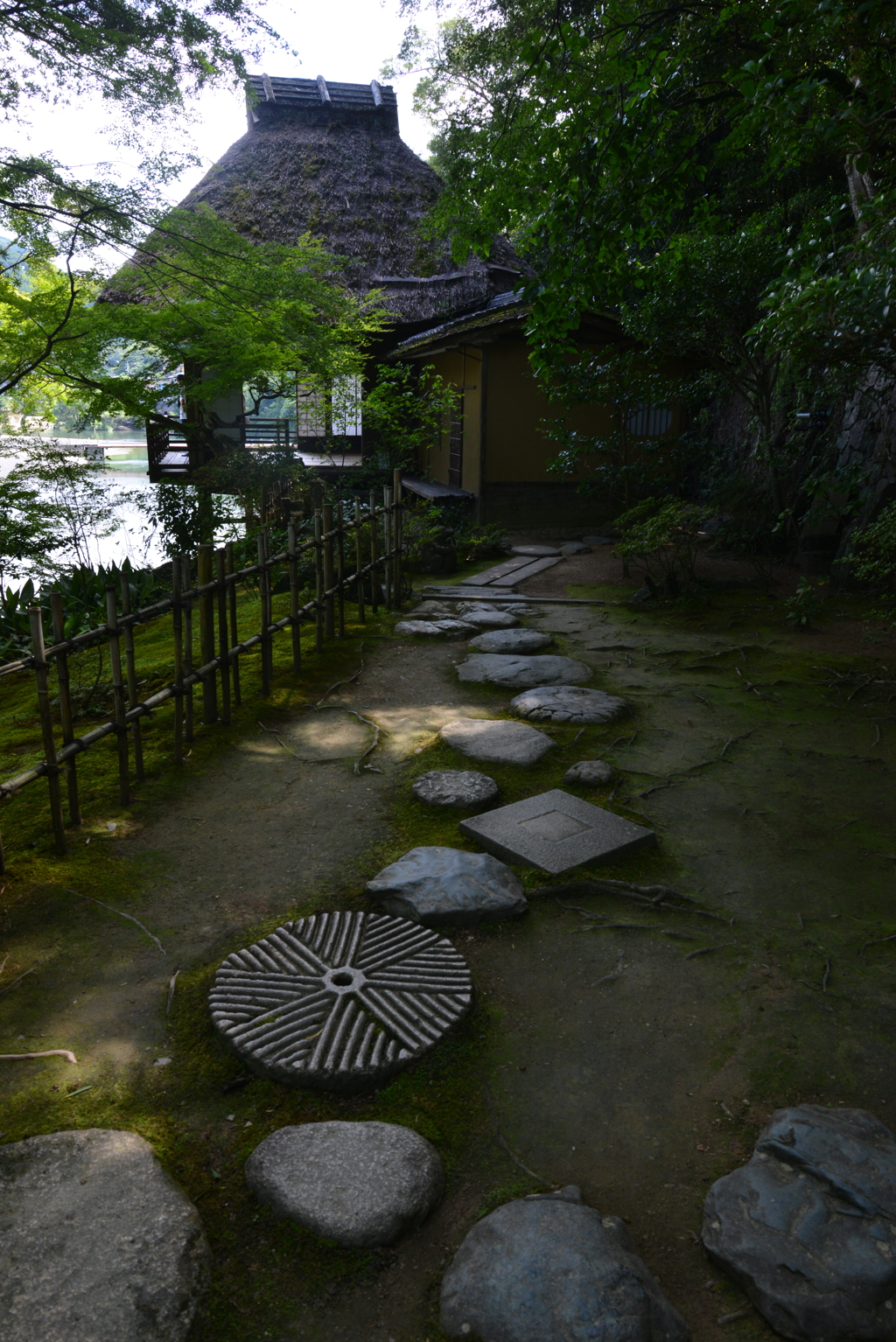 大洲．．臥龍山荘。。。！