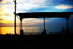 黄昏の駅　。。。！