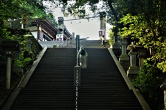 神々への階段　①。。。！