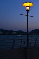 灯　➂。。。！