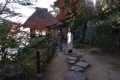 秋を満喫する人々　①。。。！