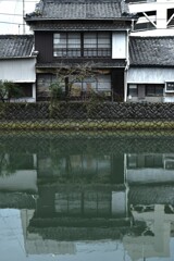 川辺りの街　➁。。。！