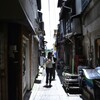 路地裏を歩く　②。。。！