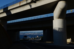 坂道を下ると海が見える。。。！