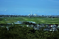 見下ろせば町と田園。。。！