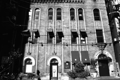 モノクローム中之島　①。。。！