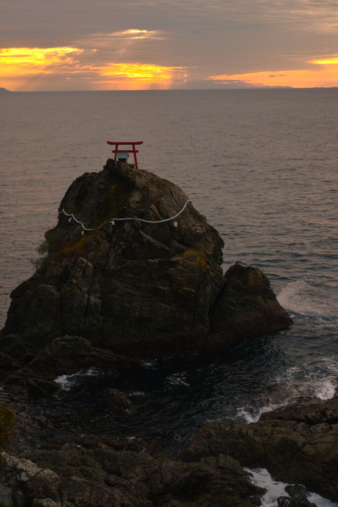 天神岩と水平線　②。。。！