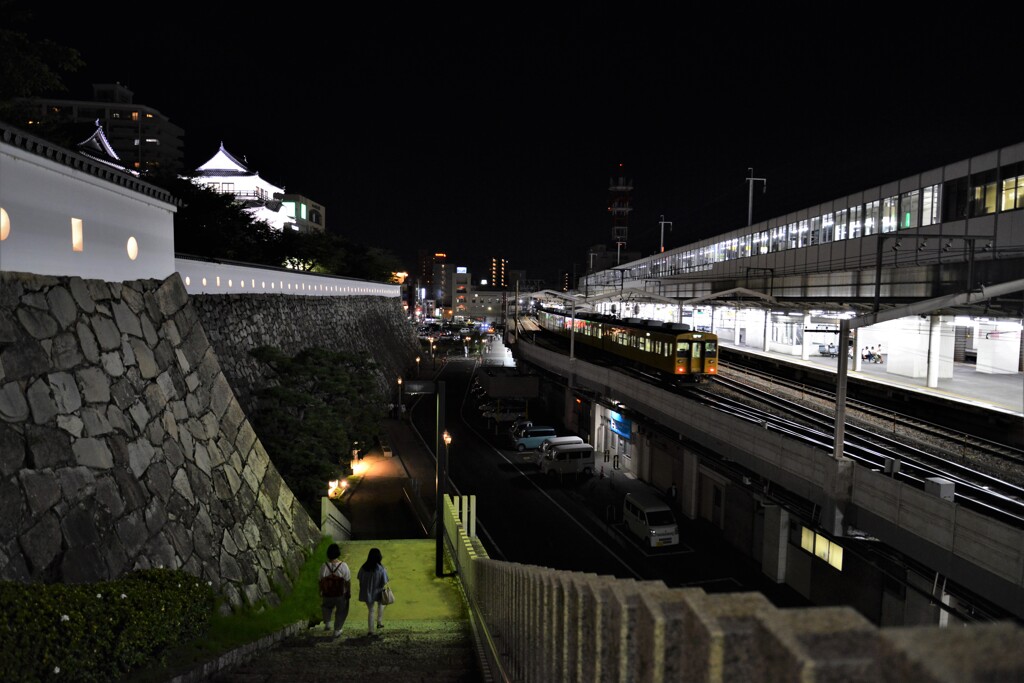 夜の福山を歩く　⑧。。。！