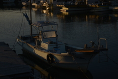 夕暮れの釣舟　➂。。。！