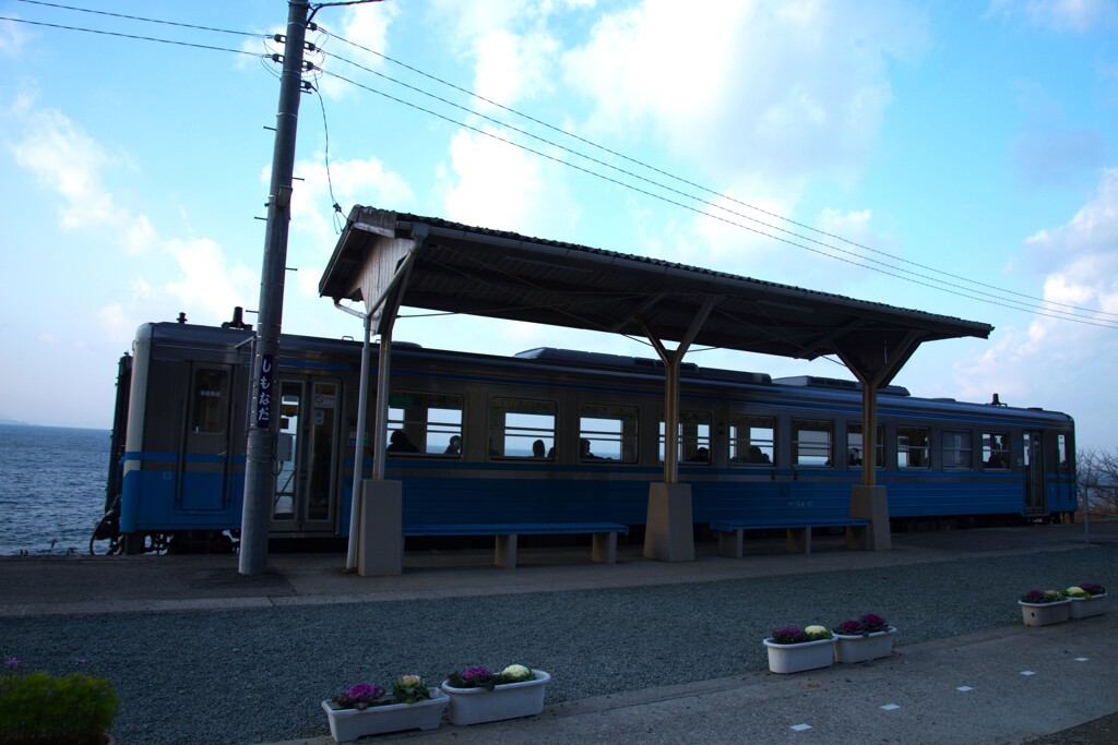 夕暮れ電車　①。。。！