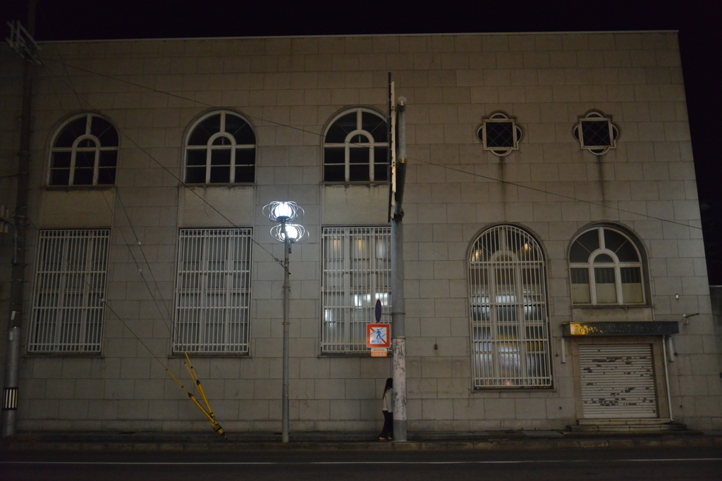 冬の冷たい歩道　②。。。！