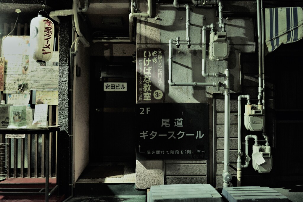 雑居ビル。。。！