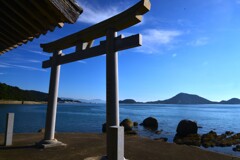 海辺の神社　②。。。！