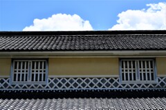 堂々とした蔵がまえ。。。！