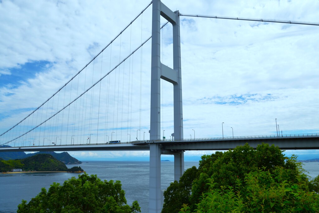 来島海峡大橋に秋風渡る。。。！