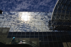 青空を写すキャンパス。。。！