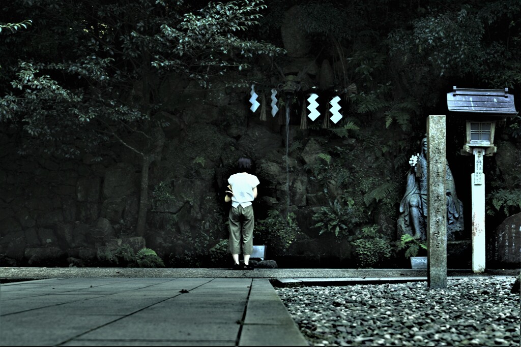 石鎚神社．．清気に包まれて　➂。。。！