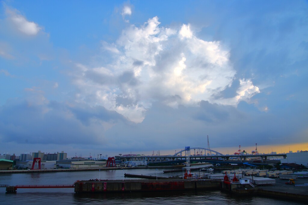 夜明けのうた　①。。。！
