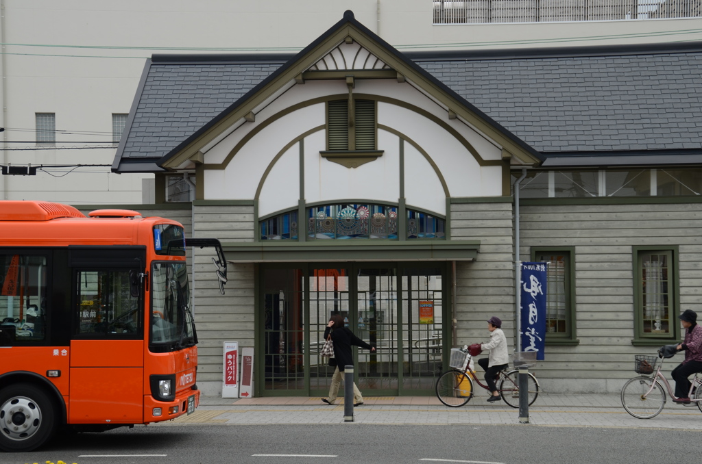 小さな停車場。。。！