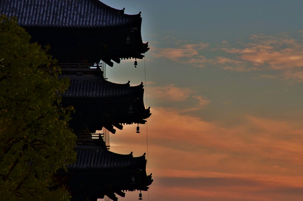 夕焼けの東寺　➁。。。！
