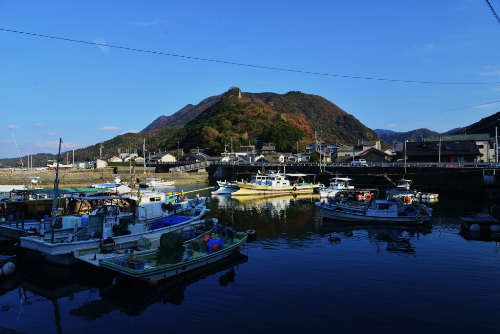 秋暮れの上灘漁港　①。。。！