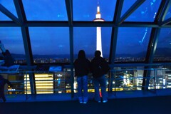 夜更けの街で　④。。。！