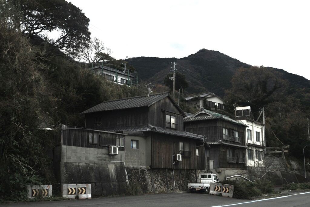 冬まじかの寒村。。。！