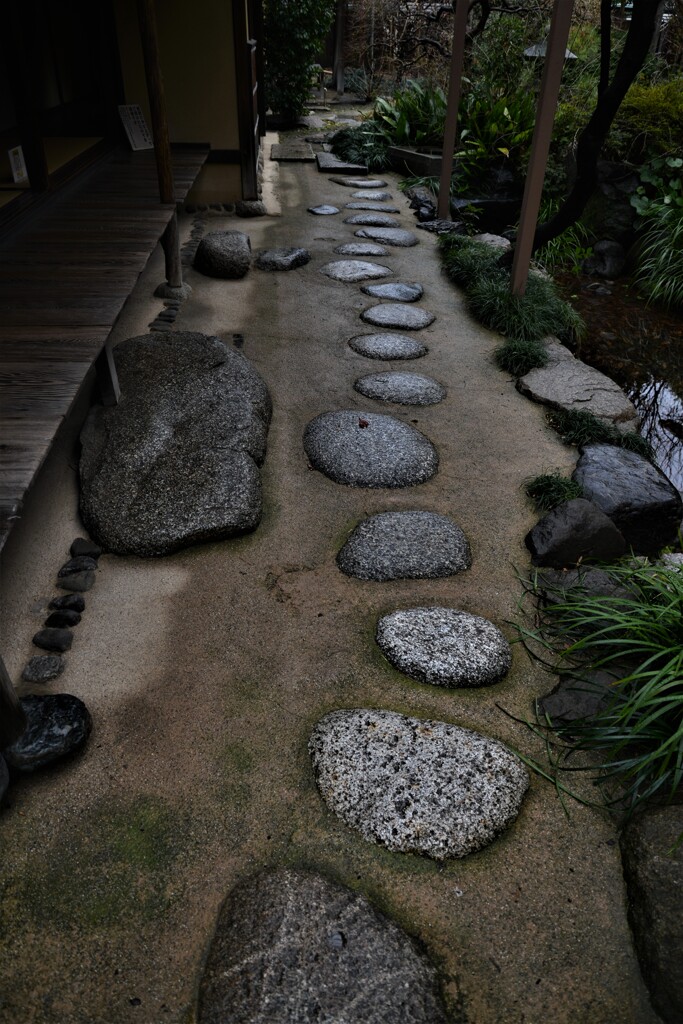 庚申庵点描　①。。。！