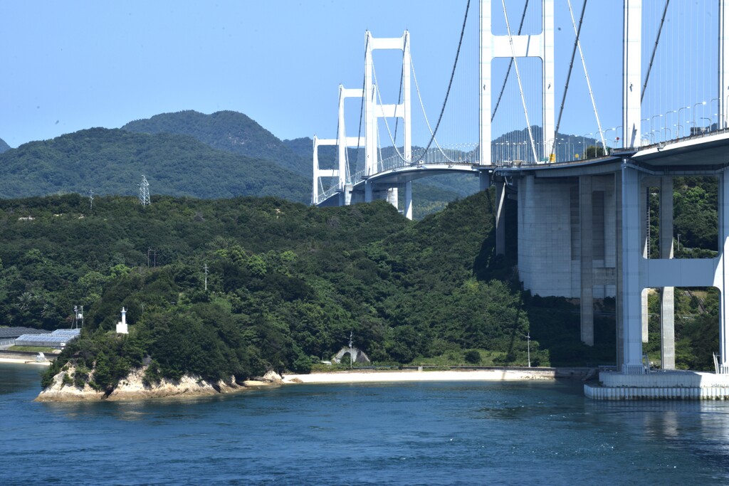 夏の馬島灯台と来島　②。。。！